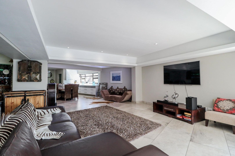 4 Bedroom Property for Sale in Boschenvaal River Front Lodges Free State